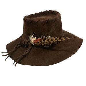 Vintage Boutique Kates Canada Brown Velour Felt Hat Feather Trim Union Made